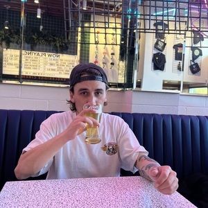 Meet your Posher, Liam